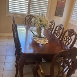 Dining Table With 8 Chairs 