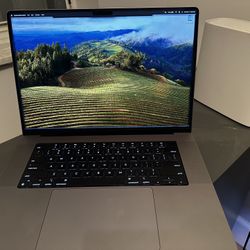 MacBook Pro 16 inch M1 Max 32gb Memory 1tb Storage