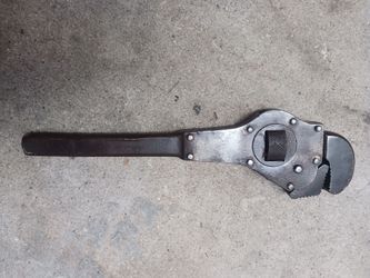 RARE VINTAGE PIPE WRENCH