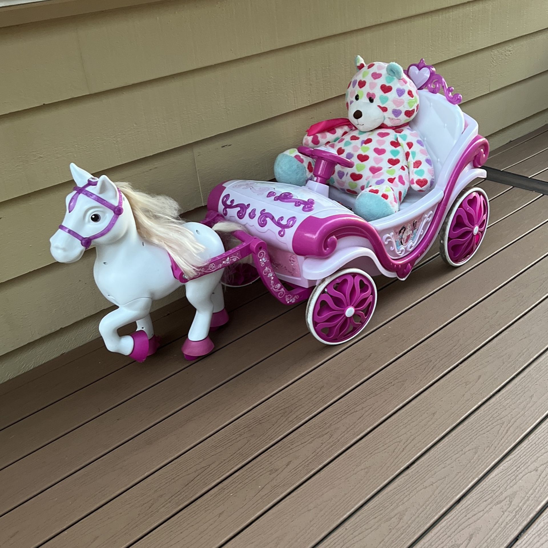 Princess Horse Cart Royal Horse And Carriage Ride On Huffy 17318
