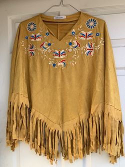 Woman’s Fringe Embroidery Top