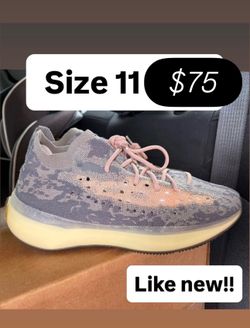 Yeezy adidas like new size 11