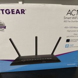NETGEAR Nighthawk AC1750 (Smart WiFi) 