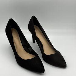 Old Navy Classic Black Pumps – Size 7