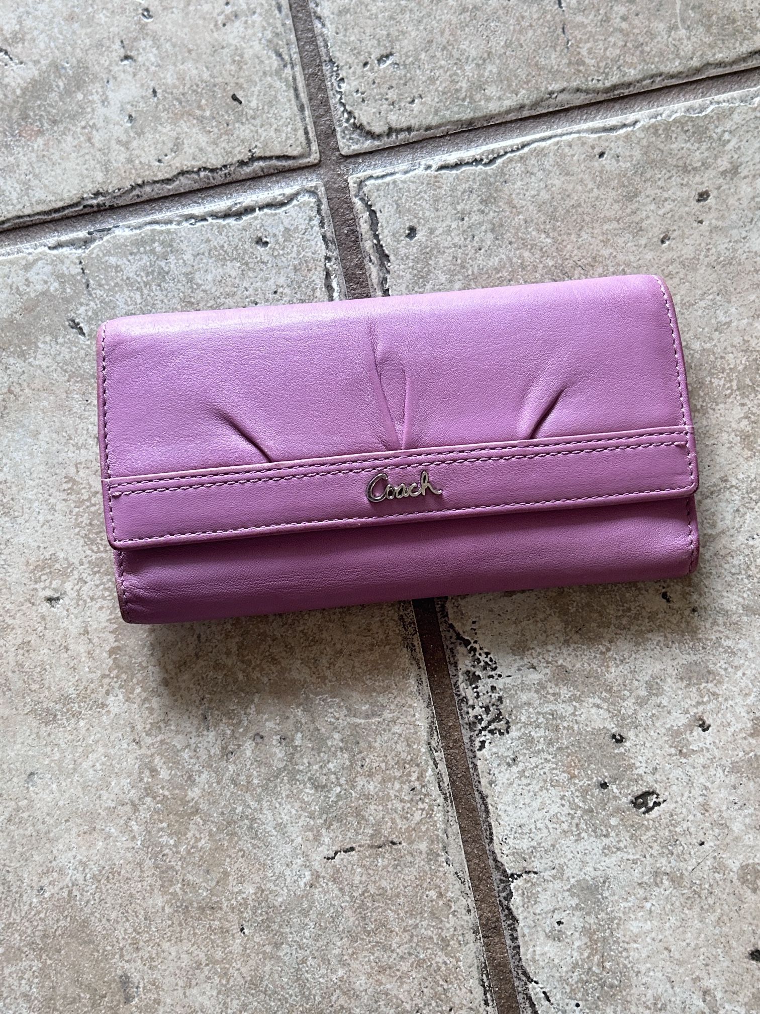pink coach wallet