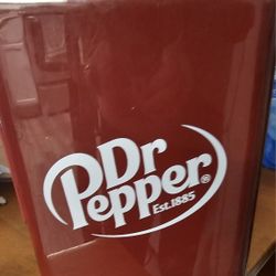 Dr. Pepper 6 Can Fridge