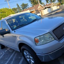 FOR F150 TITULO LINPIO PLACAS AL CORRIENTE MOTOR TRASMICION FUNCIONAN MUYBIEN 150 MIL MIYAS