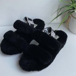 UGG Oh Yeah Slippers Black Color Brand New