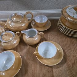Tea set For 4 ( 25 Pieces)