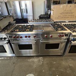 60” WOLF RANGE WITH 6 BURNERS / CONV AND SELF CLEAN