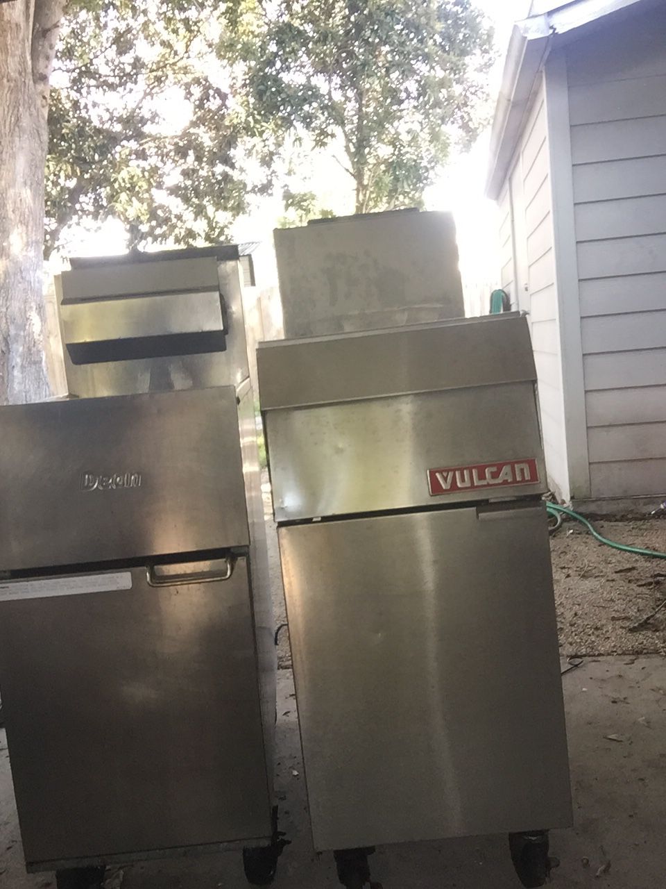 Commercial deep fryers for sale
