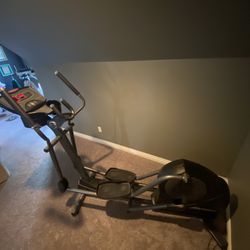 Life Fitness Elliptical 