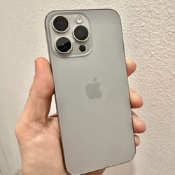 FIRM PRICE - iPhone 15 Pro Max 256gb Natural Titanium Factory Unlocked Like New