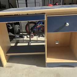 Free Kids Desk