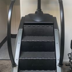 Mint Stairmaster Stepmill 8 Series Gauntlet Commercial LCD Display