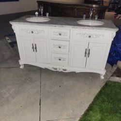 60 In Vanity