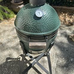 Big Green Egg 15in