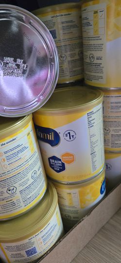 Enfamil formula  14 latas a $13 cada una