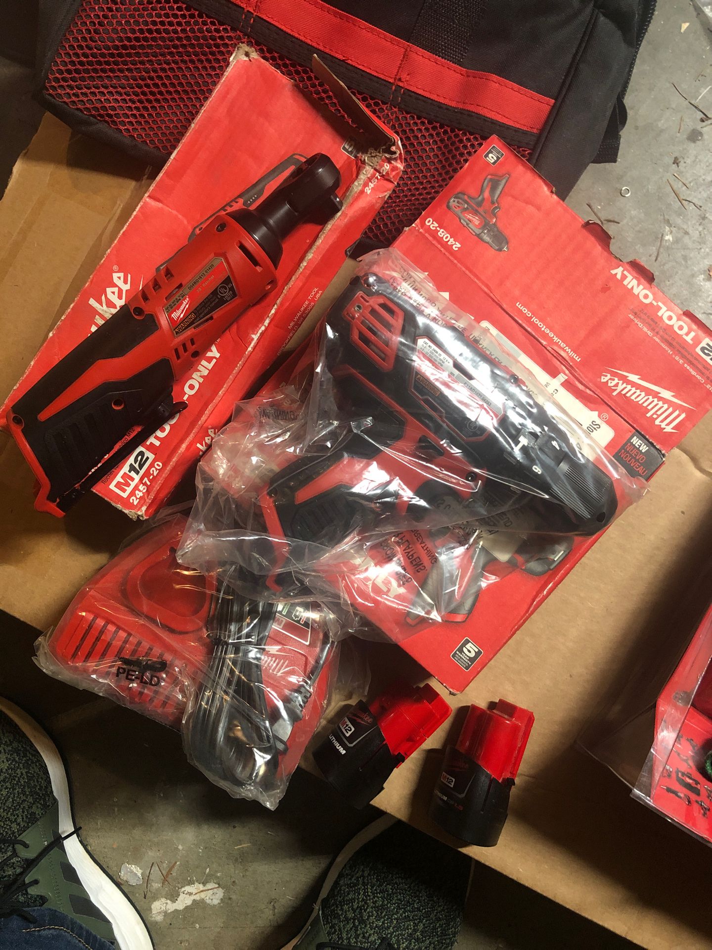 Milwaukee M12 Ratchet and Drill ,2 Batteries and Charger