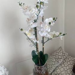 Artificial White Orchid Flower Arrangement – Elegant & Timeless Décor!