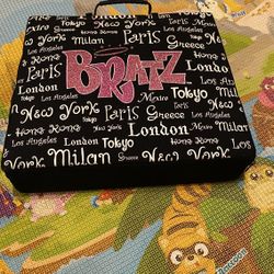 Bratz World Tour Case