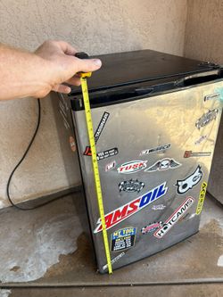 Kenmore 4.6 Cu.ft Refrigerator