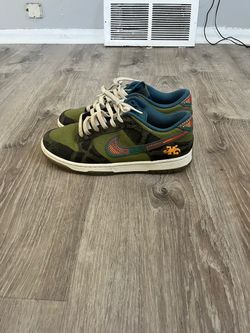 Nike SB Dunk Low Siempre Familia Sneakers