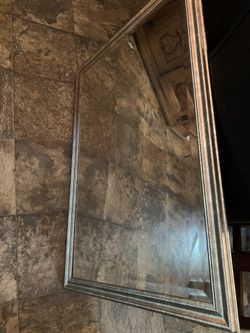 Mirror 39 1/2 x 27
