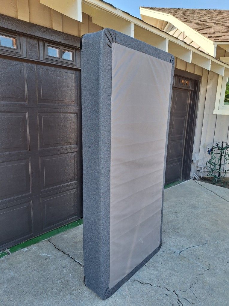 Twin Size LX Box Spring