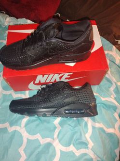 Nike Air Max 90 and Nike sweatpants