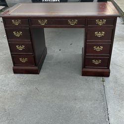 Slid wood desk