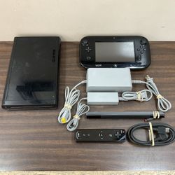 WII U CONSOLE W/ GAMEPAD (STICK DRIFT ON LEFT ANALOG STICK), WII-MOTE, SENSOR BAR AND CABLES
