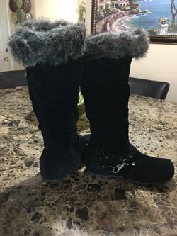 Boots Size 8 Never used