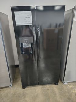 Frigidaire black side by side refrigerator perfect for garage