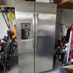 GE Refrigerator