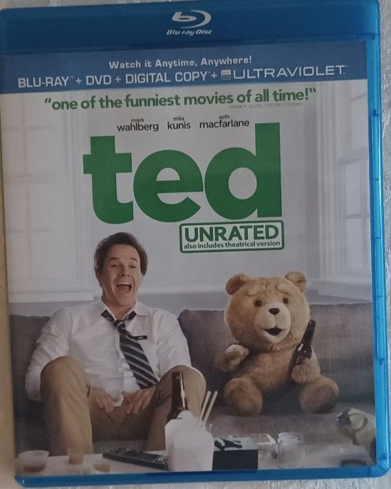 "Ted".... Mark Wahlberg (Blu-ray +DVD+Digital Copy) ~ Ultraviolet