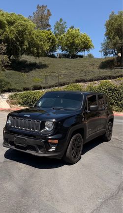 2022 Jeep Renegade SUV  LOW miles ! 63k