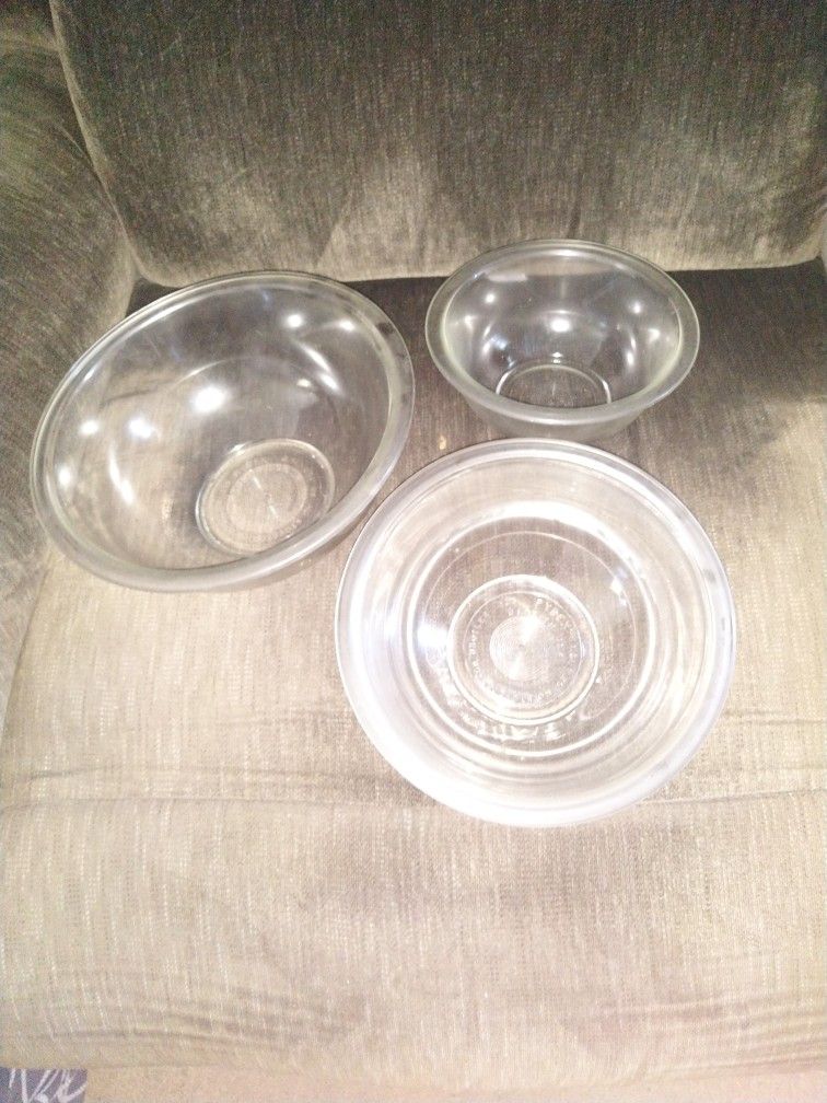 Nesting Glass Bowls