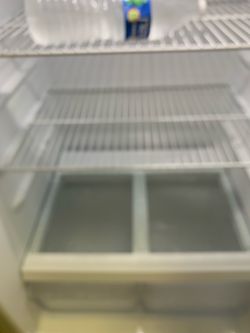 Amana refrigerator