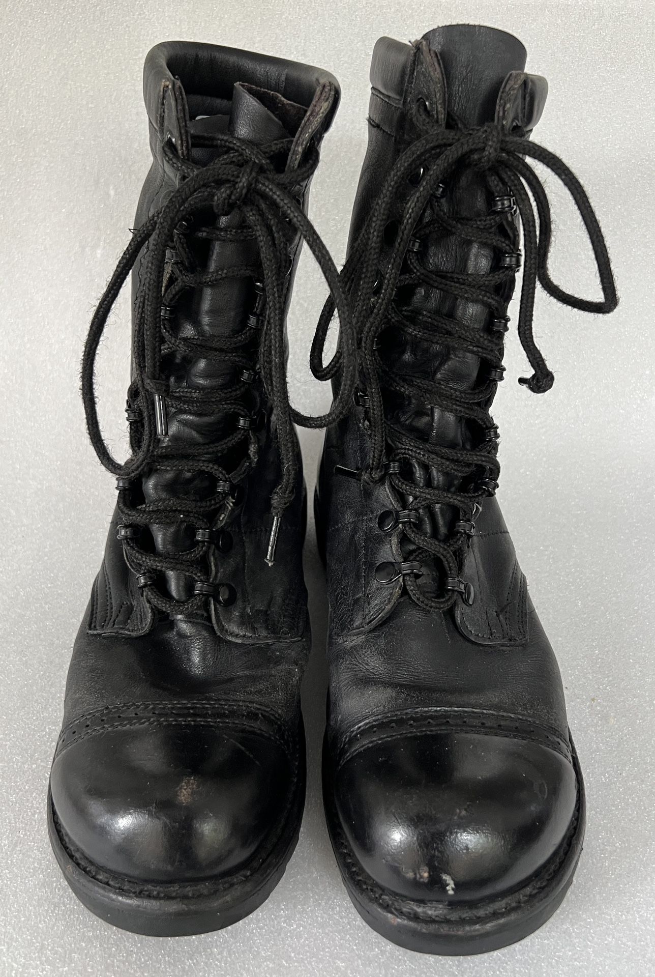 Men's Combat Work Boots Lace Up Steel Toe Black Leather Size 10.5 Vibram  