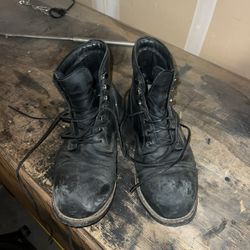 BLACK WORK BOOTS