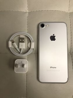 iPhone 7 128GB Factory Unlocked