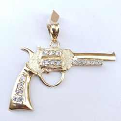 Big 14k gold revolver gun pendant