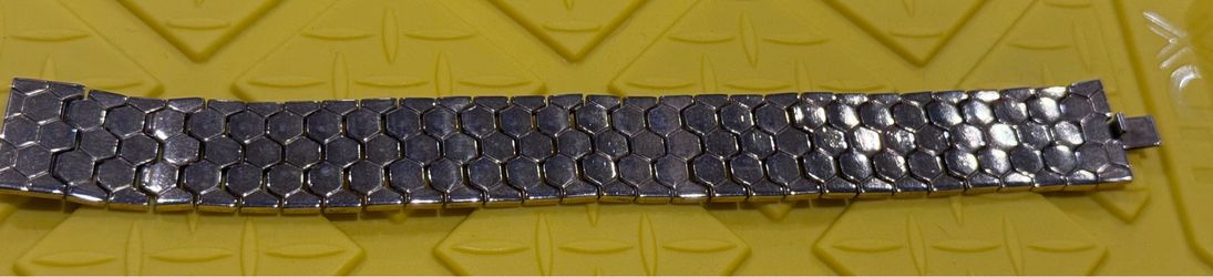 Vintage Gold Crown Trifari Mesh Bracelet