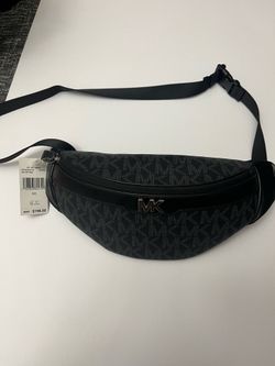 Black michael kors bag