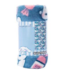 Hello Kitty, blanket