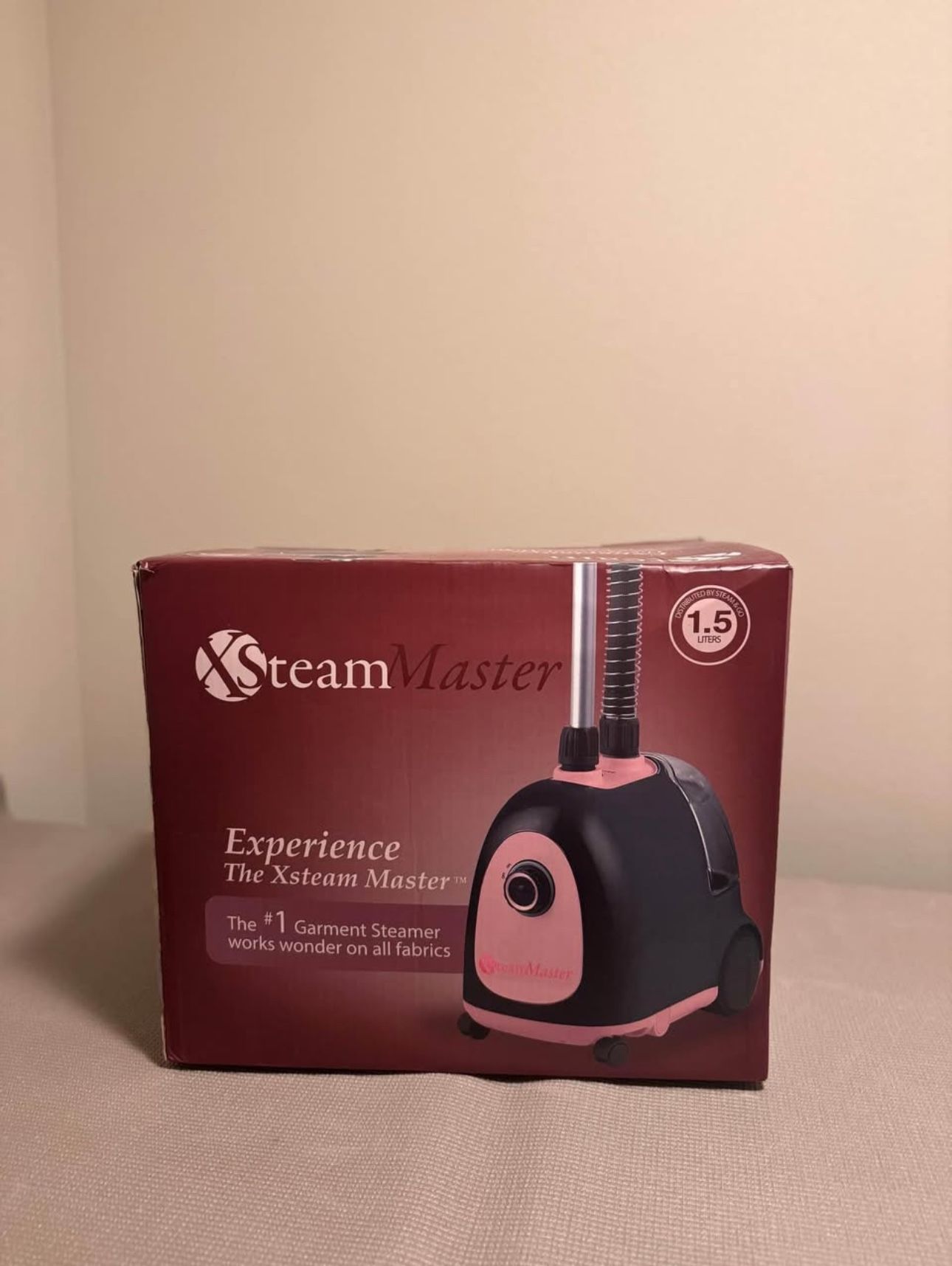 Steamer master with 360 swivel hanger