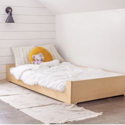 Sprout kids Montessori Twin Floor Bed!