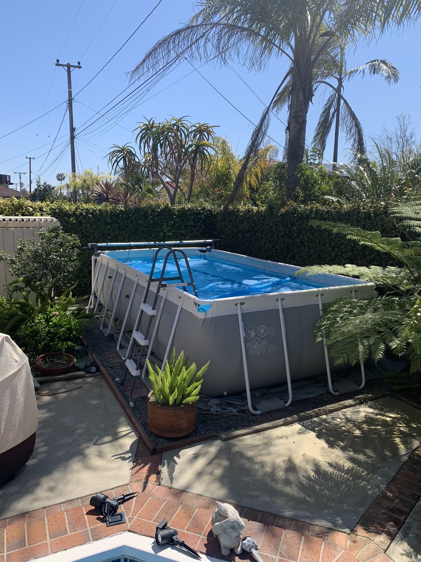 Intex Above Ground Pool. 8 X 16 X 42“.
