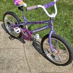 Schwinn Shine 18" Girls Bicycle 